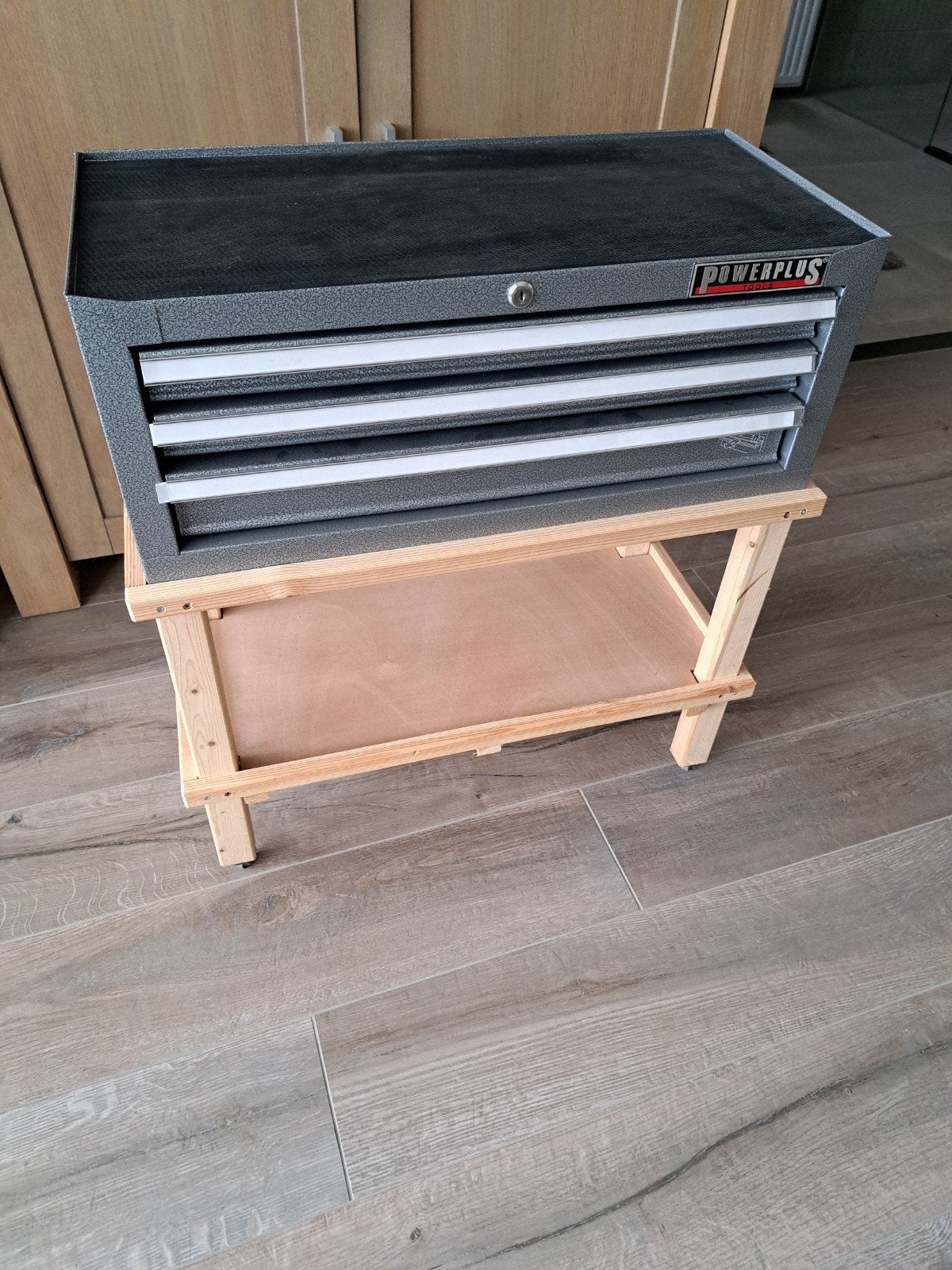 Gereedschap kist Powerplus, Ophalen, Zo goed als nieuw