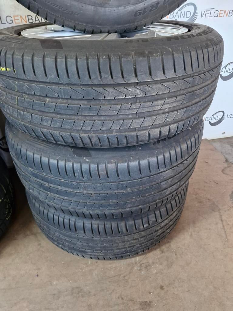 Zomerset en winterset Audi Q4 235 55 19 255 50 19 5x112 66.5, 19 inch, Audi, Gebruikt, 255 mm