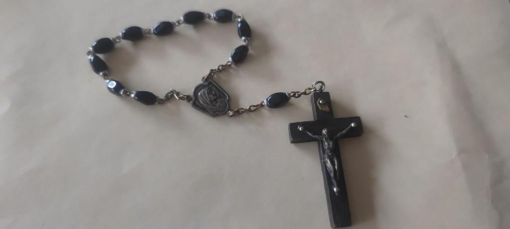 526 Rozenkrans tientje uit Lourdes ook wel luilak genoemd, Ophalen of Verzenden, Zo goed als nieuw, Overige typen, Christendom | Katholiek