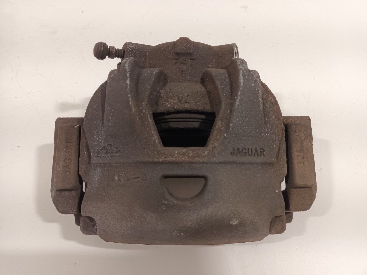 Remklauw links voor Jaguar XF, Onderdelen@venauto.nl, Van der Ven Autorecycling B.V., Gebruikt, Ettenseweg 76, 4706 PB Roosendaal, The Netherlands