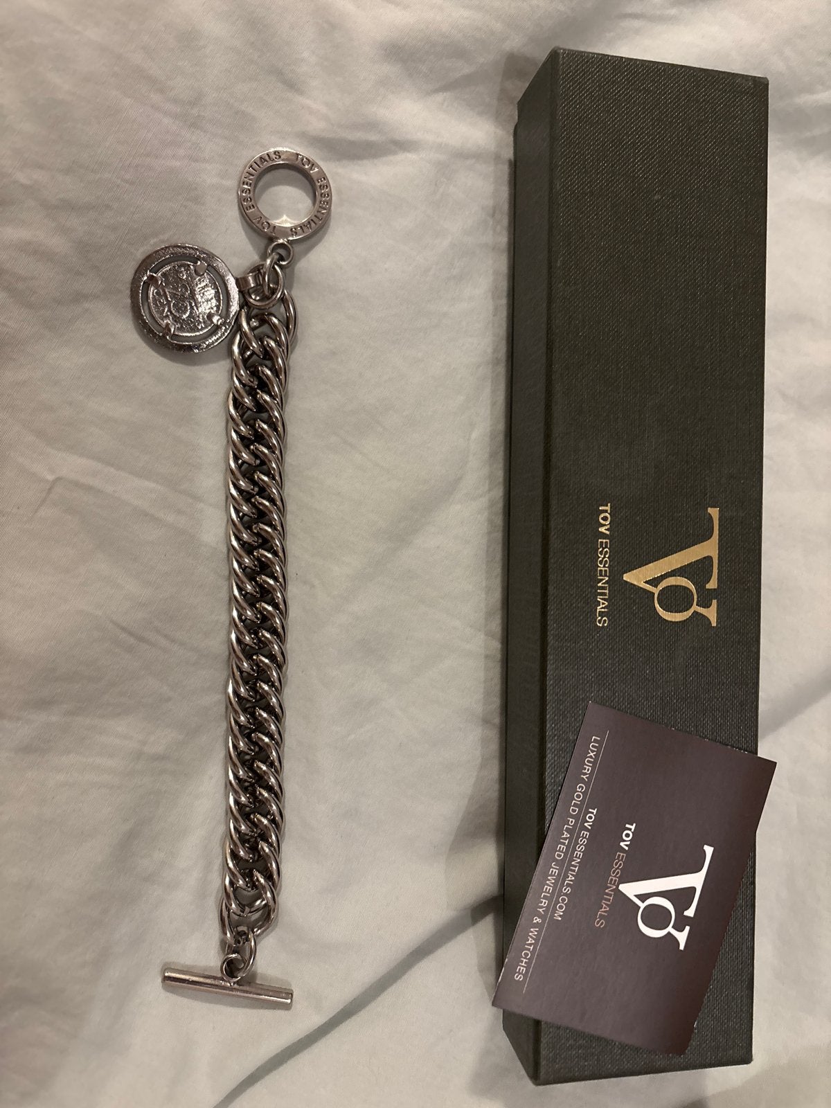 TOV Essentials Armband - Zilverkleurig met Medaillon, Ophalen of Verzenden, Zo goed als nieuw, Zilver, Overige materialen