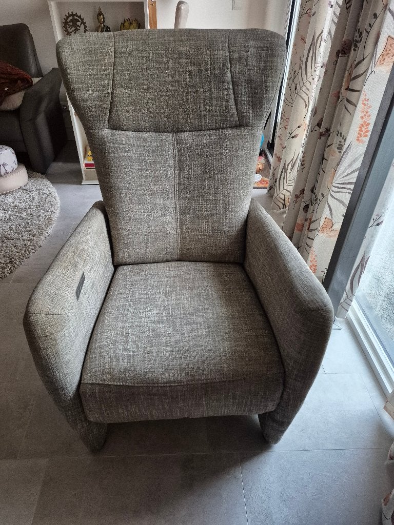 Prominent Relaxfauteuil (taupe), Ophalen, Gebruikt, Minder dan 75 cm, 50 tot 75 cm