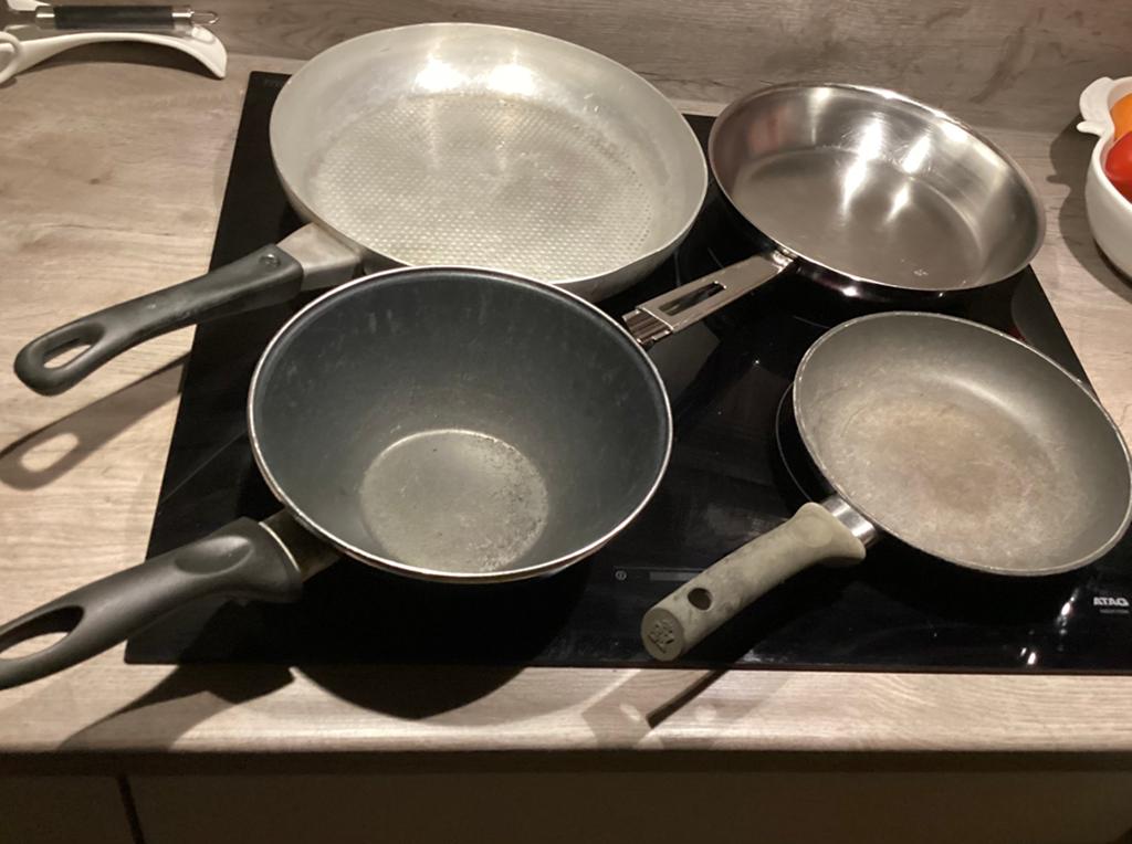 6 koekenpannen BK ,Italy,Belgium ,AH +gerief uit vaatwasser, Ophalen of Verzenden, Zo goed als nieuw, Overige materialen