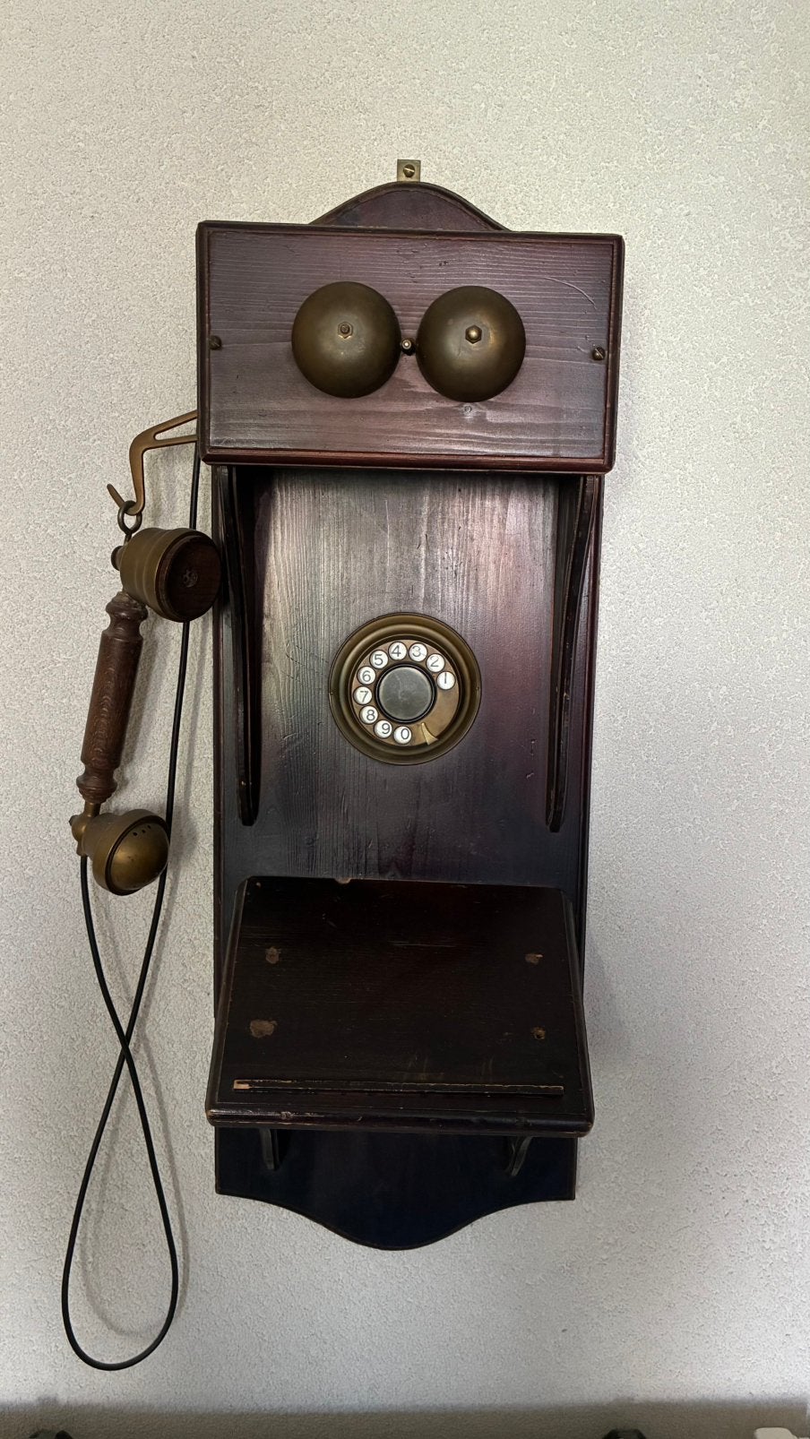 Wand telefoon, Ophalen
