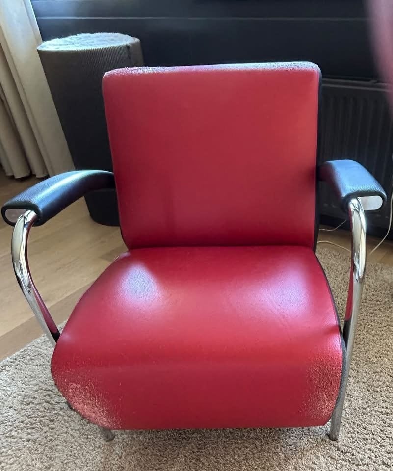 Rood/ zwarte leren Leolux stoel, Ophalen, Gebruikt, 75 tot 100 cm, Leer