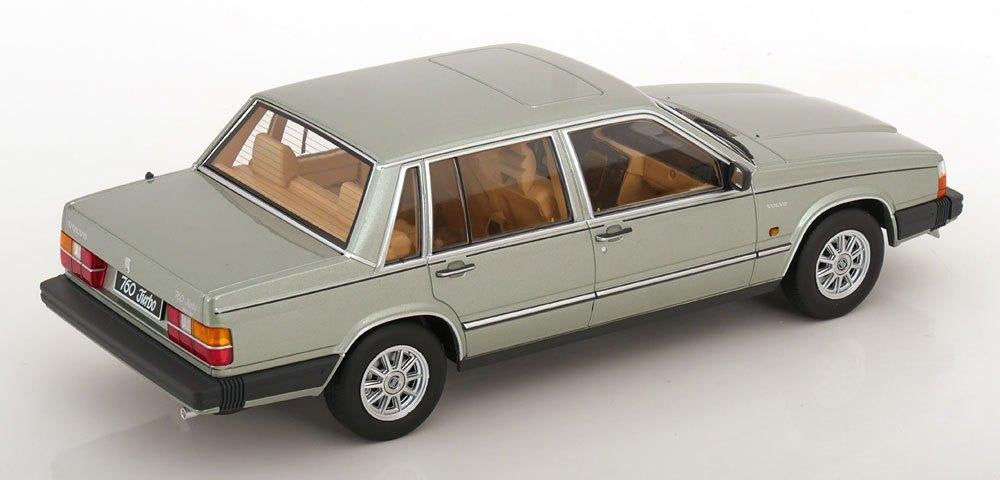JSN Triple9 1:18 Volvo 760 Turbo 1985 lichtgroen metallic, Hobby en Vrije tijd, Modelauto's | 1:18, -, Nieuw, Ophalen of Verzenden