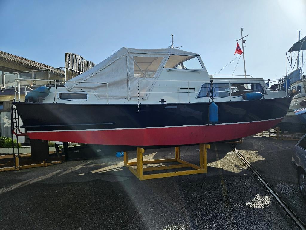 Motorbote und Jachten, Watersport en Boten, Motorboten en Motorjachten, Ophalen of Verzenden, Zo goed als nieuw