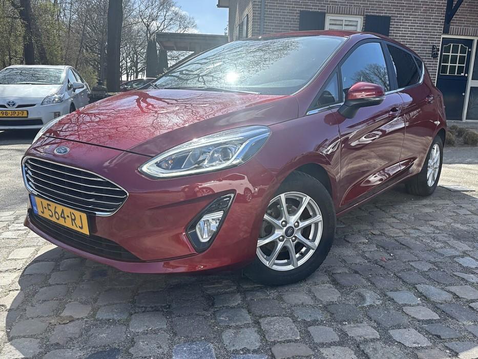 Ford Fiesta 1.0 95pk Titanium ecc,navigatie,pdc,cruise,lmv,d, Auto's, Ford, Voorwielaandrijving, Gebruikt, Euro 6, 1064 kg