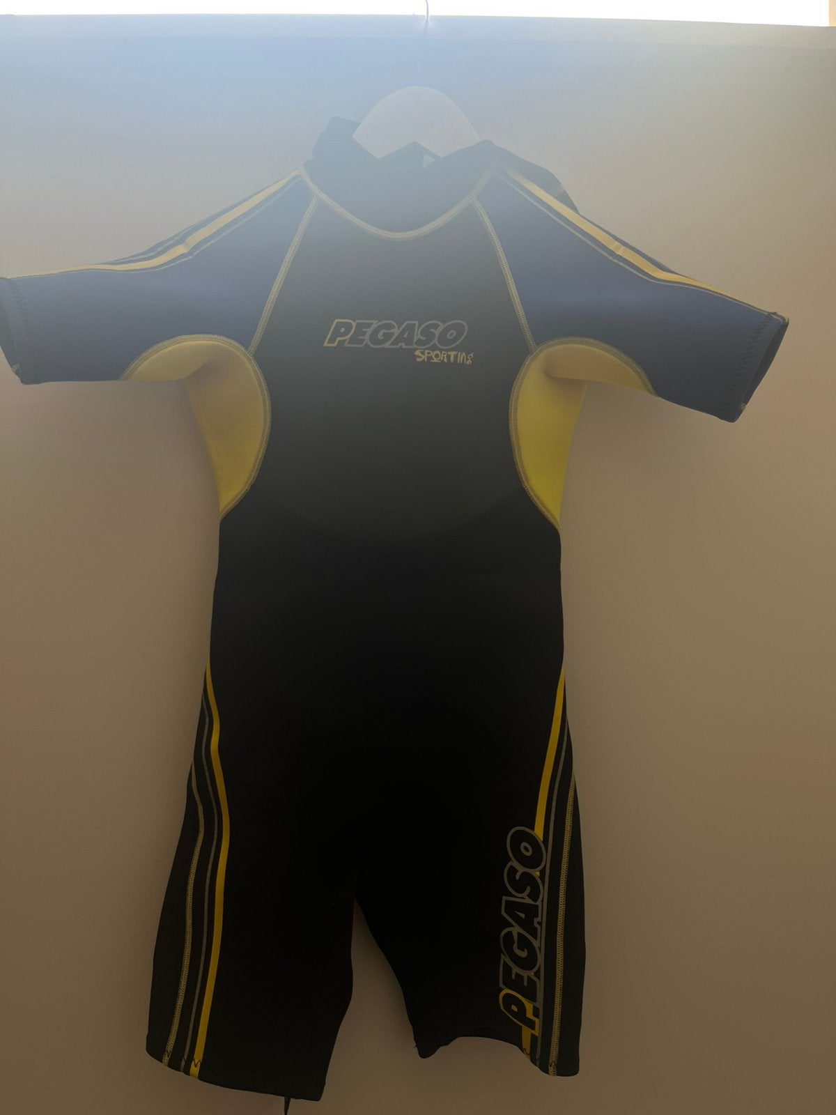 Wetsuit kind, Watersport en Boten, Ophalen of Verzenden, Zo goed als nieuw, Kind, Wetsuit