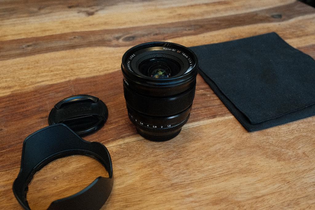 Fujifilm XF16mm f/1.4 R WR, Audio, Tv en Foto, Fotografie | Lenzen en Objectieven, Ophalen, Zo goed als nieuw, Groothoeklens