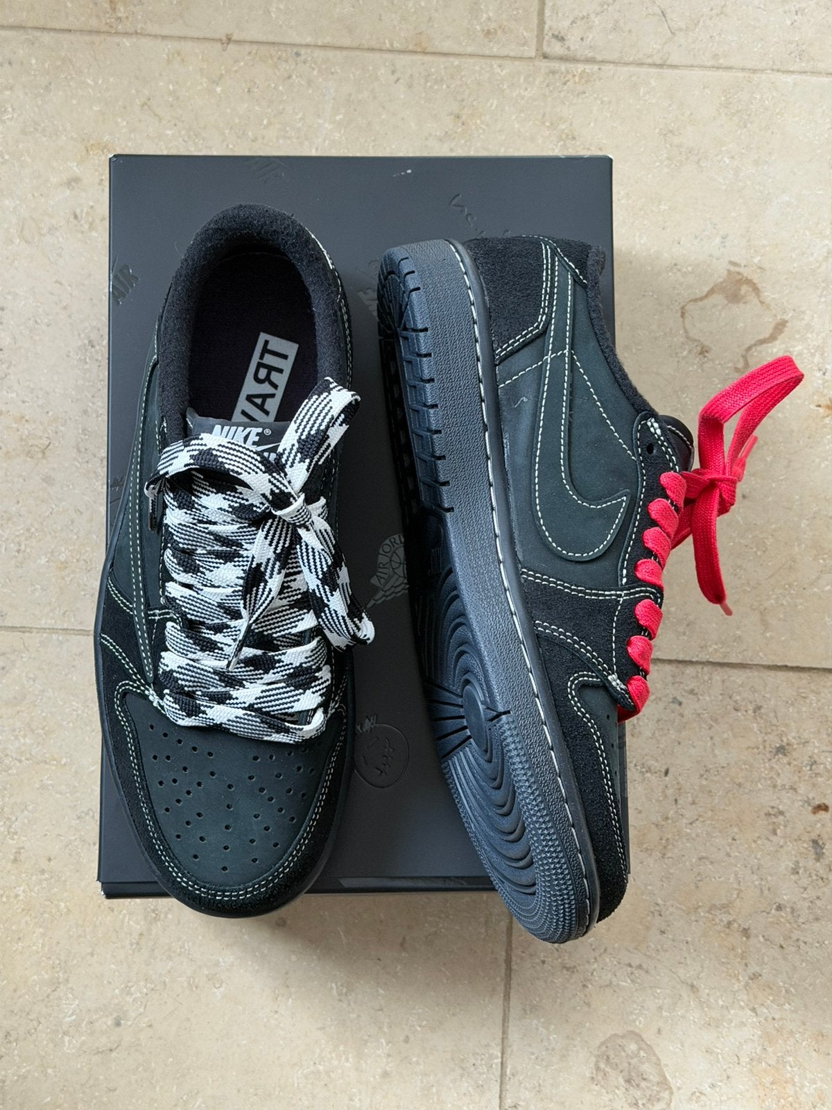 Travis Scott x Nike Air Jordan “Black Phantom”, Zwart, Nieuw, Ophalen of Verzenden, Sneakers of Gympen