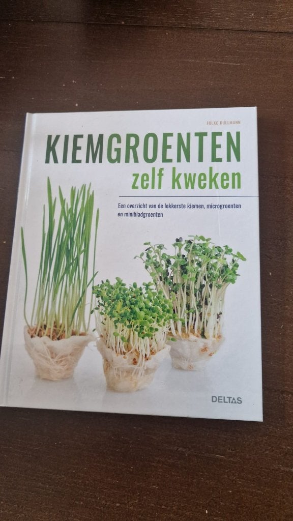 Kiemgroenten zelf kweken – Folko Kullmann – 9789044749809, Ophalen of Verzenden, Gelezen, Moestuin