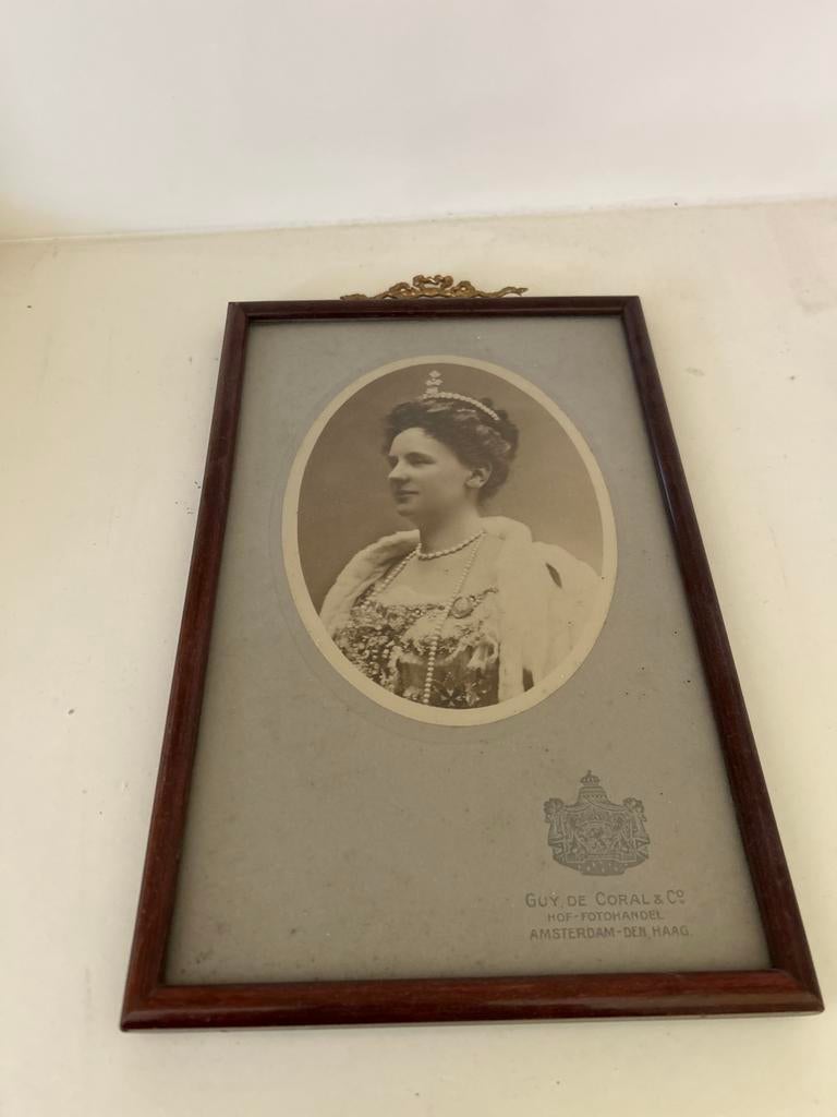 Antieke foto Koningin Wilhelmina door Guy de Coral & Co, Ophalen of Verzenden, Voor 1940, Zo goed als nieuw, Overige onderwerpen