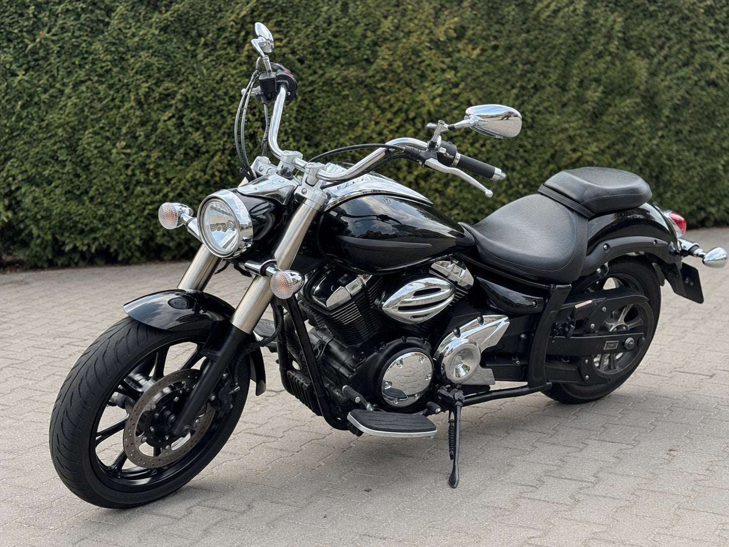 Yamaha Dragstar 950 V-twin cruiser 2013, Motoren, Chopper