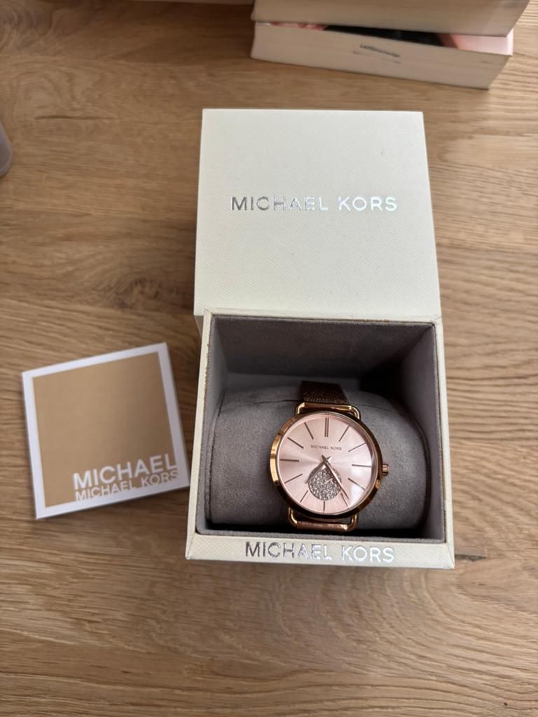 Michael Kors Roségouden Horloge met Strass, Overige merken, Staal, Polshorloge, Ophalen of Verzenden