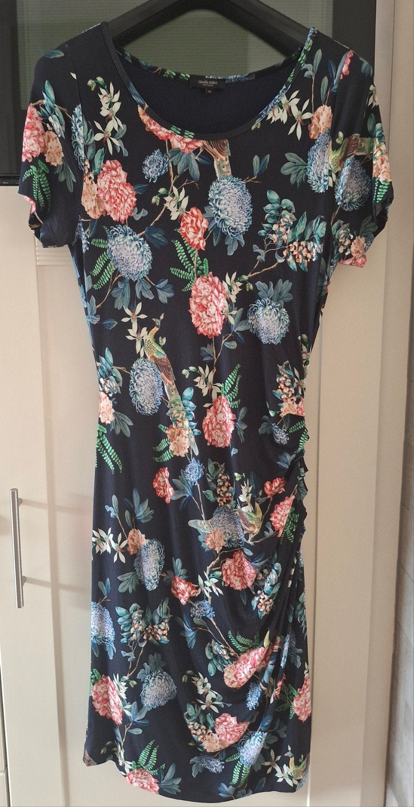 Jurk maat 42 Claudia Sträter donkerblauw bloem, Kleding | Dames, Jurken, Zo goed als nieuw, Maat 42/44 (L), Blauw, Onder de knie