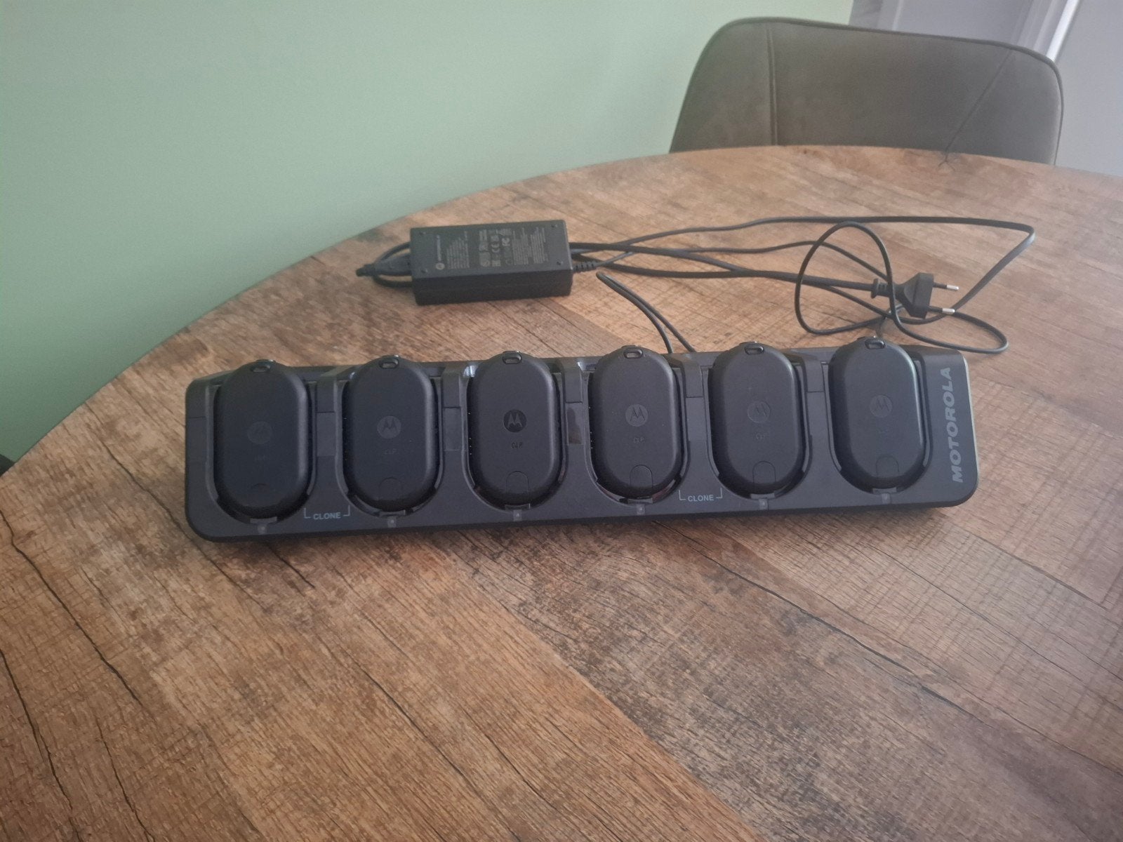 Motorola CLP446 portofoons met reserve portofoon, Ophalen of Verzenden, Zo goed als nieuw