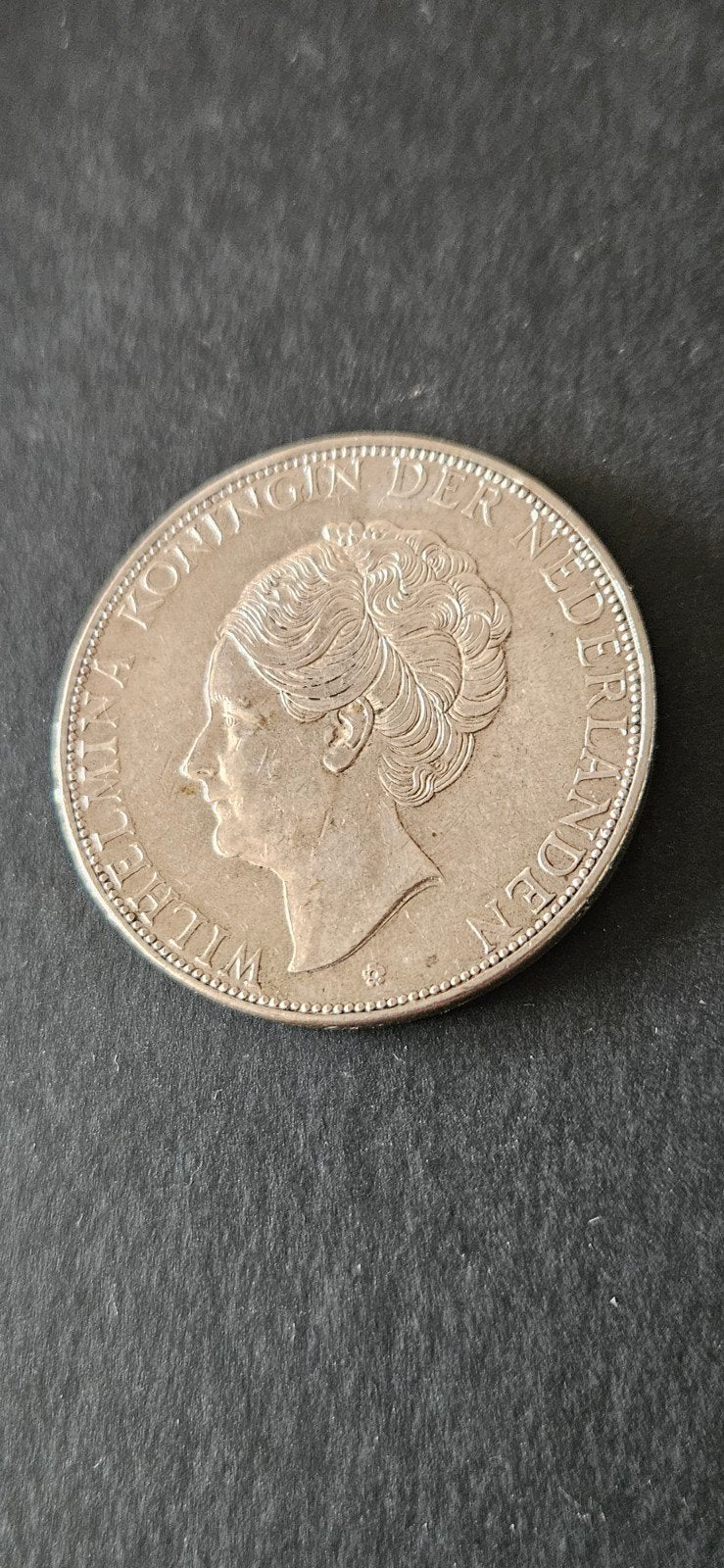 Zilveren rijksdaalder 1933 wilhelmina mooie muntje, Zilver, Ophalen of Verzenden, Koningin Wilhelmina, Losse munt