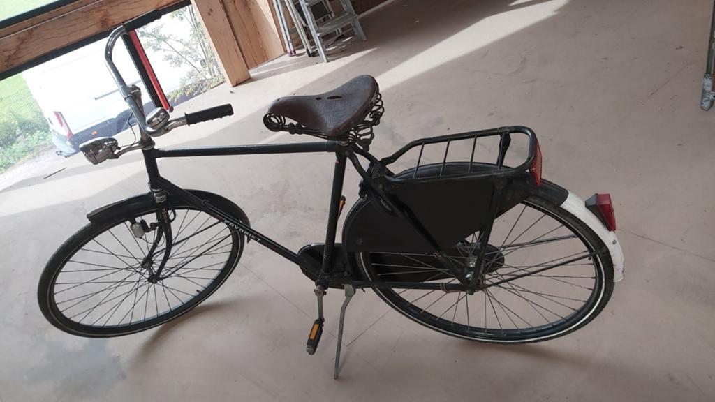 Retro herenfiets Favoriet (Batavus) nog best orgineel, Fietsen en Brommers, Fietsen | Heren | Herenfietsen, Ophalen, Gebruikt