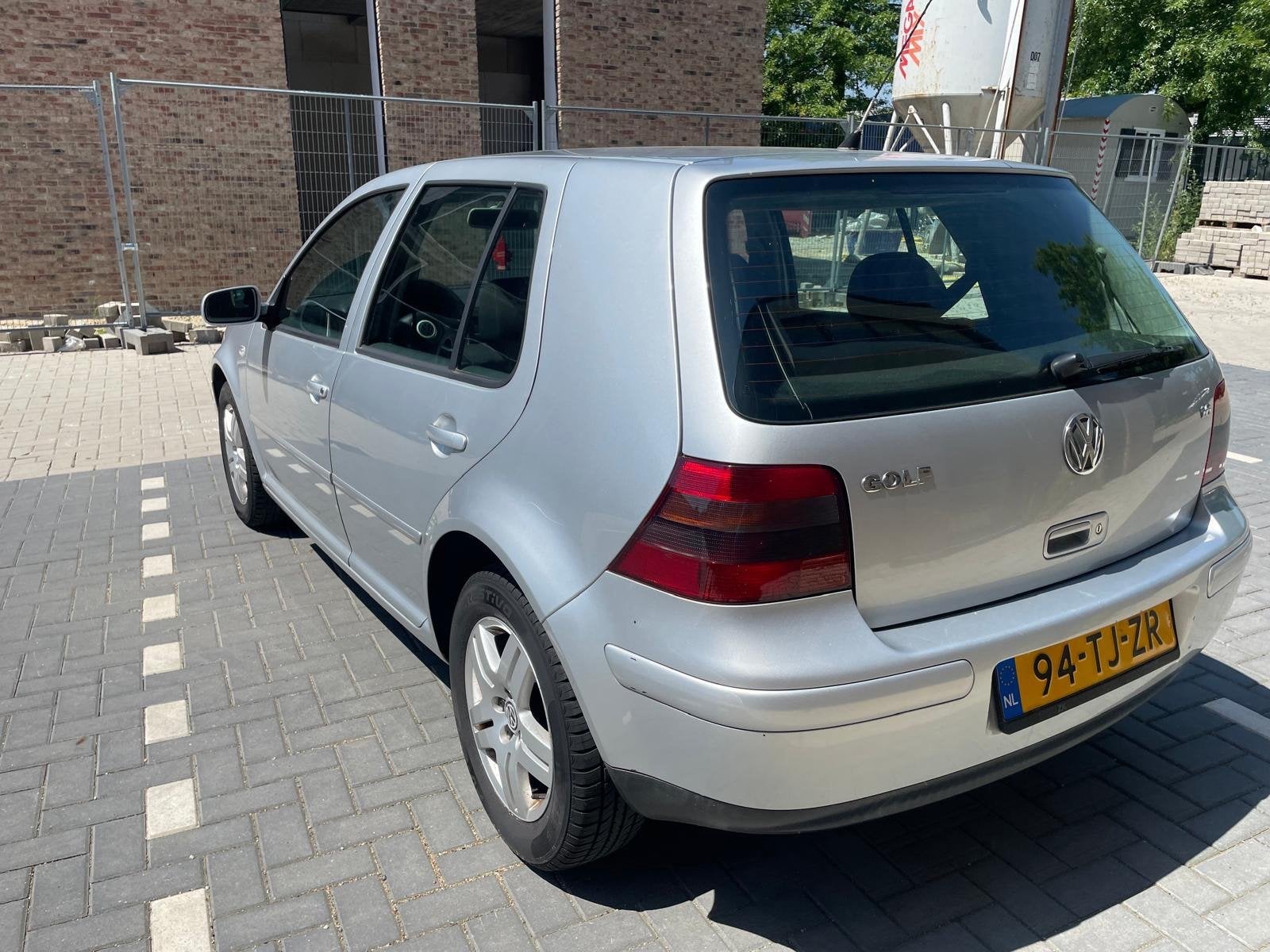Volkswagen Golf 1.6-16V Highline, Voorwielaandrijving, 15 km/l, Gebruikt, 4 cilinders