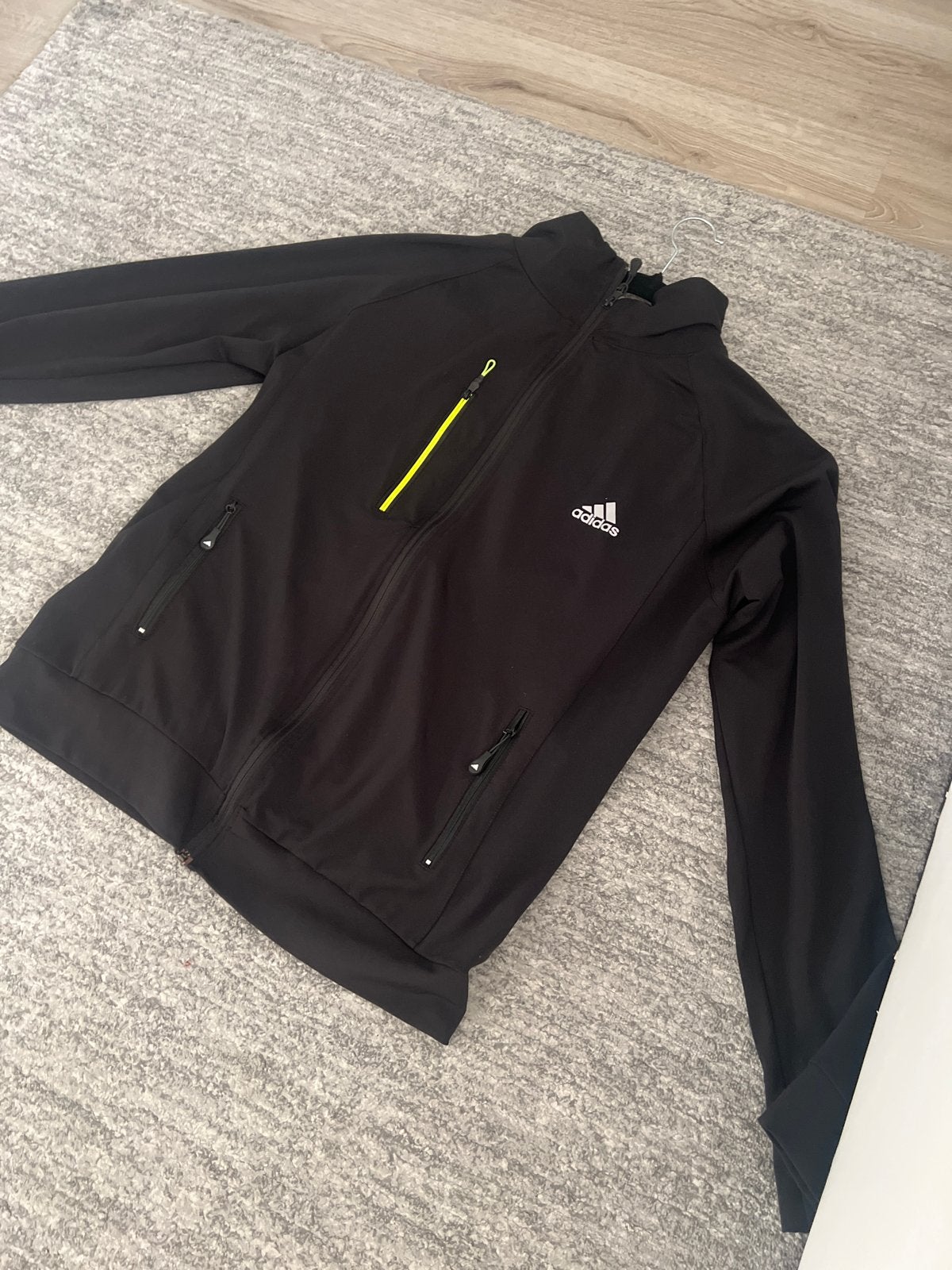 Adidas sportjas - Zwart - Maat S, Ophalen, Zwart, Zo goed als nieuw, Algemeen