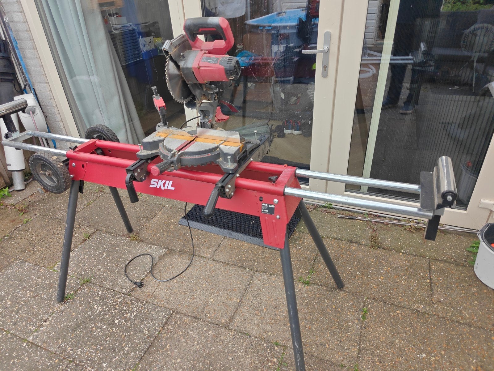 skill afkortzaag met zaagtafel, Ophalen, Gebruikt, Afkortzaag, 30 tot 70 mm