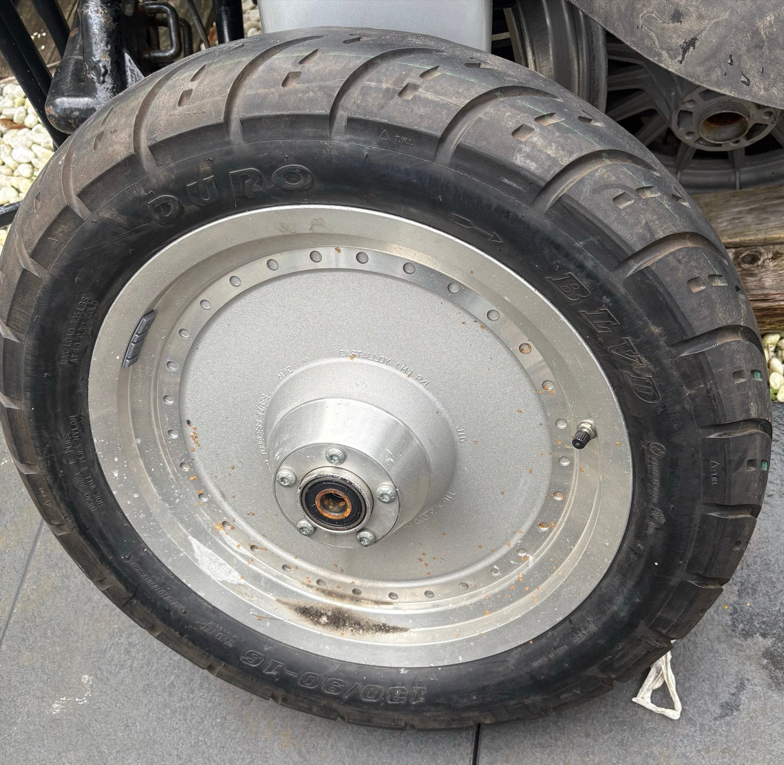 Harley Davidson fatboy wiel met Duro band 130/90-16, Ophalen of Verzenden, Gebruikt