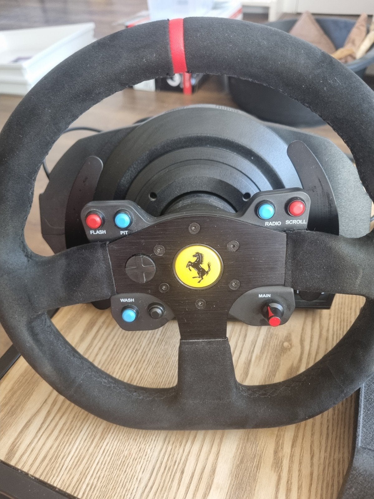 Thrustmaster T300 Ferrari racestuur met wheelbase, Ophalen, Racestuur, Gebruikt, Thrustmaster