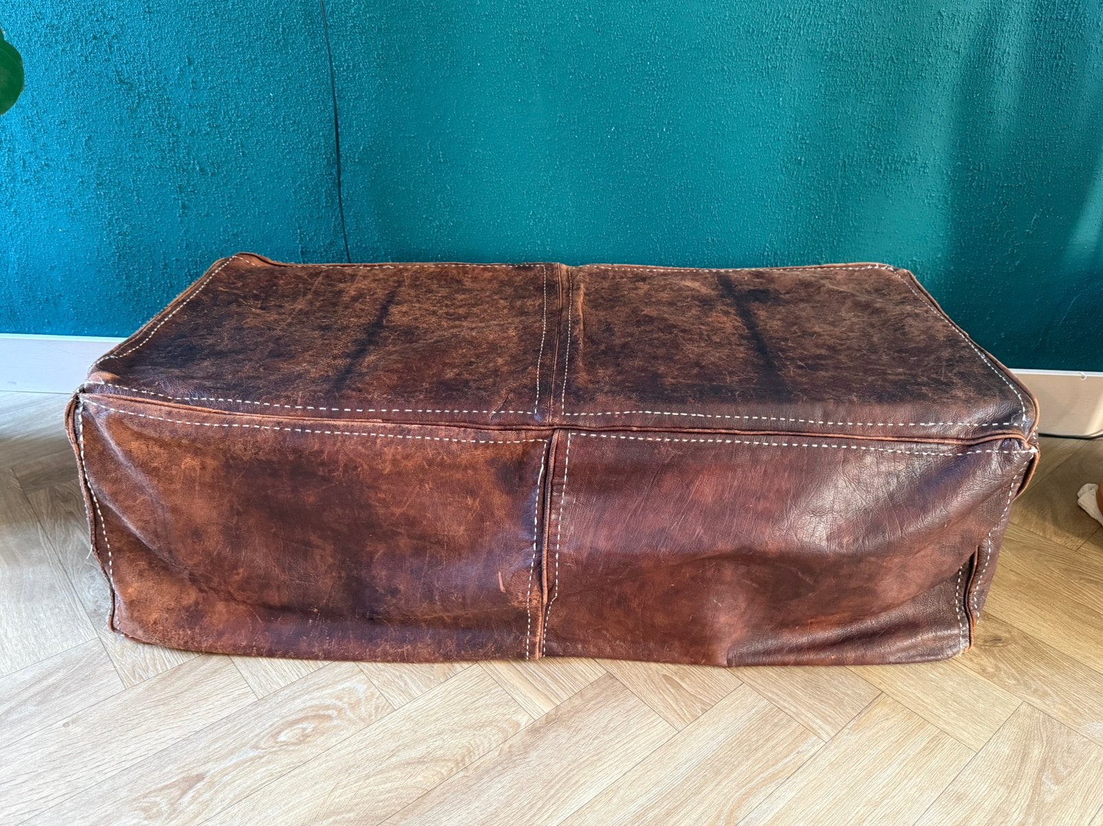Leren poef 93x44x30 cm, Ophalen, Minder dan 50 cm, Gebruikt, Leer