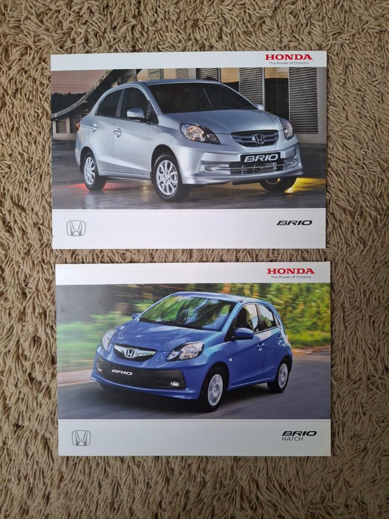 2x autofolder (leaflet) Honda Brio, Verzenden, Zo goed als nieuw, Honda