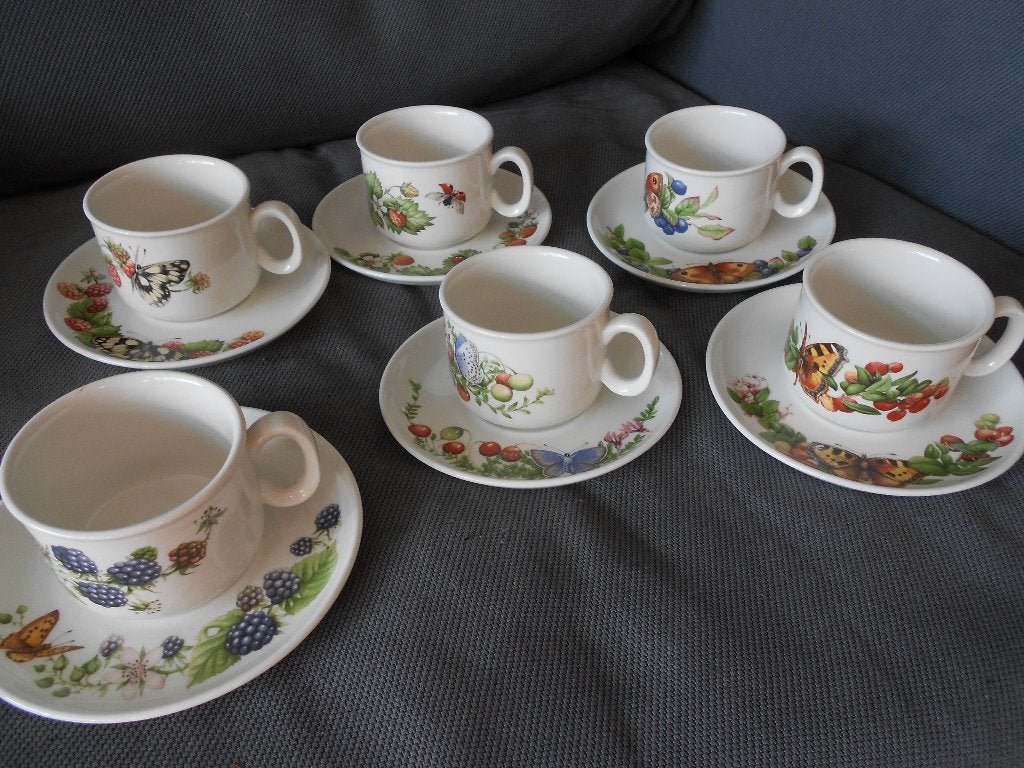 6 kop en schotels Marjolein Bastin met vlinder, Ophalen, Gebruikt, Overige merken, Overige stijlen