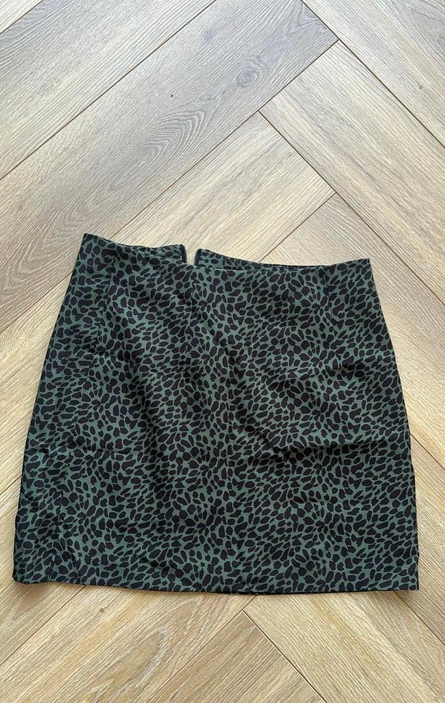Pull and bear dames rok maat M, Maat 38/40 (M), Ophalen of Verzenden, Zo goed als nieuw, Boven de knie