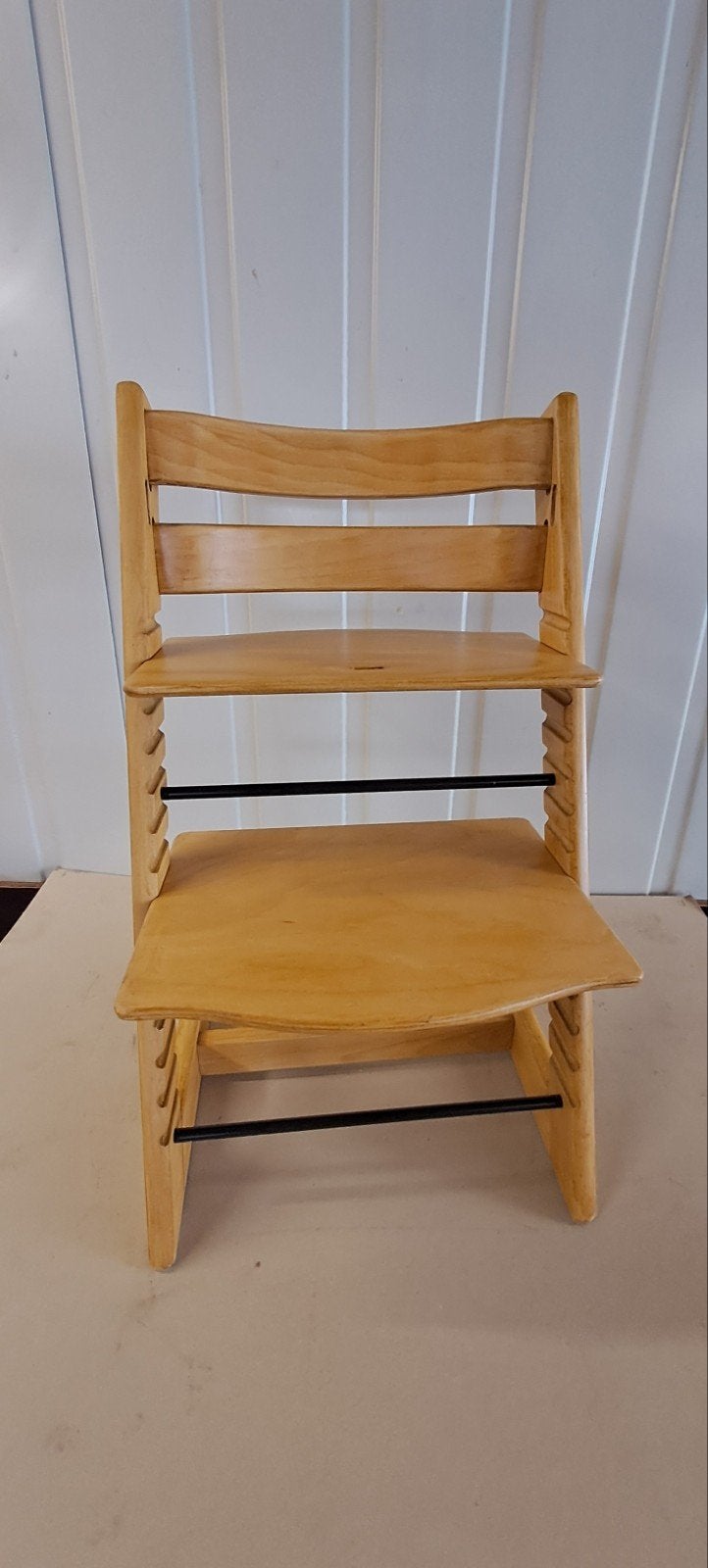 Houten tripp trappstoel met verkleiner, Kinderen en Baby's, Kinderstoelen, Ophalen, Nieuw, Meegroeistoel, Stoelverkleiner