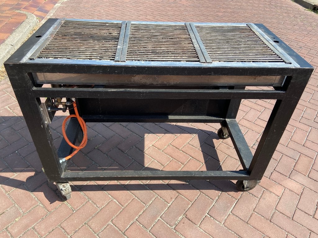 BBQ HENDI-IVAS te koop, Ophalen, Gebruikt, Hendi