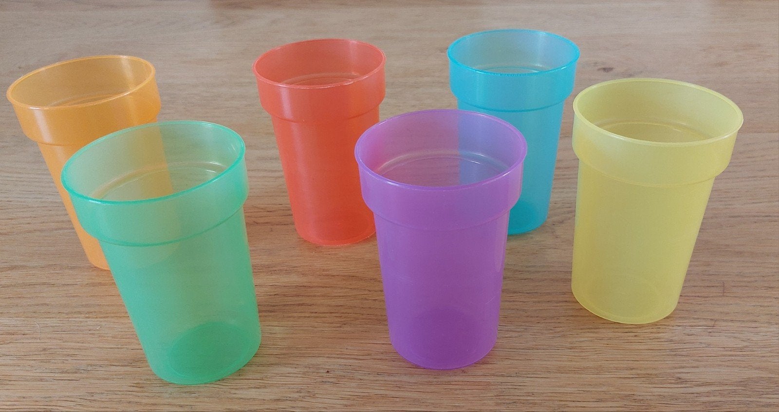 Set van 6 kleurrijke plastic bekers, Ophalen, Gebruikt, Kunststof, Overige typen