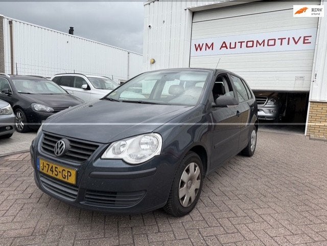 Volkswagen Polo 1.4 TDI Trendline AIRCO APK T/M 4-3-2027, Voorwielaandrijving, Stof, Gebruikt, Zwart