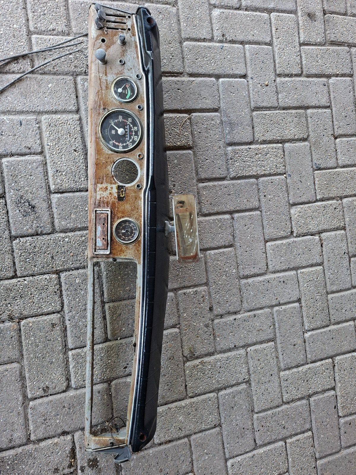 Saab 95/96 tweetakt Dashboard, Ophalen, Saab