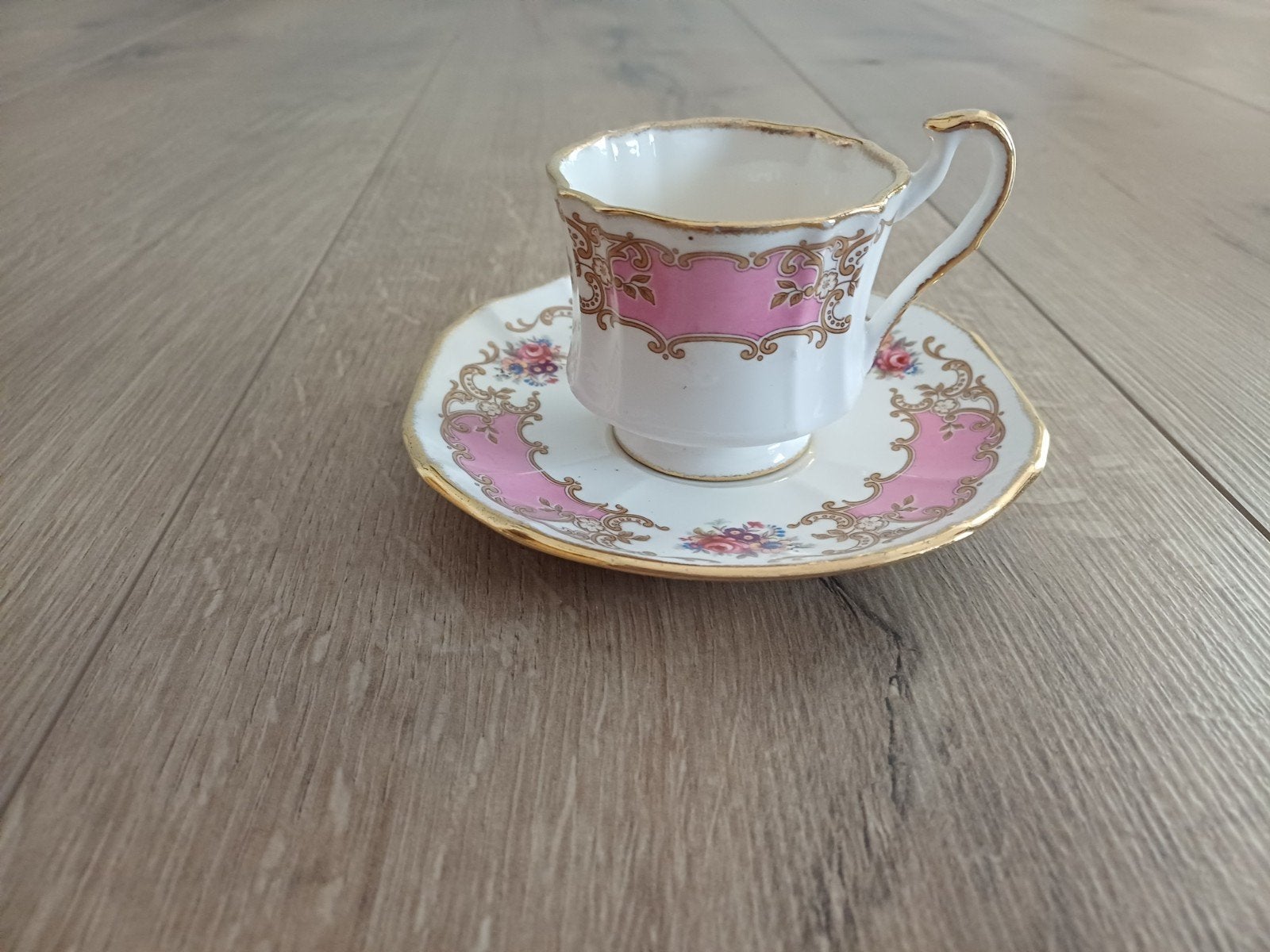 Royal Countess Kop en Schotel - Roze met Goud, Ophalen