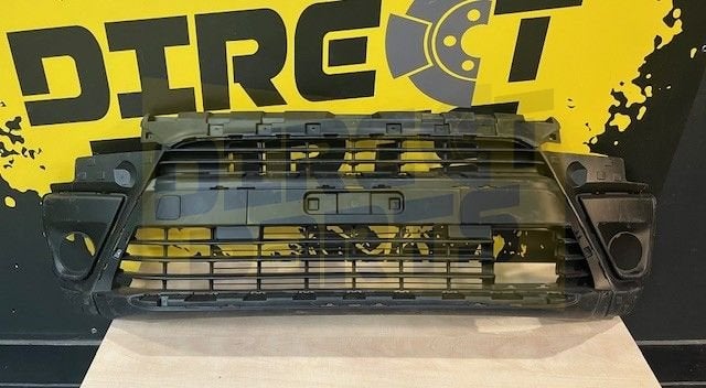 Toyota Pro-Ace (9/16-6/24) (K0) voorbumper onder zwart Origi