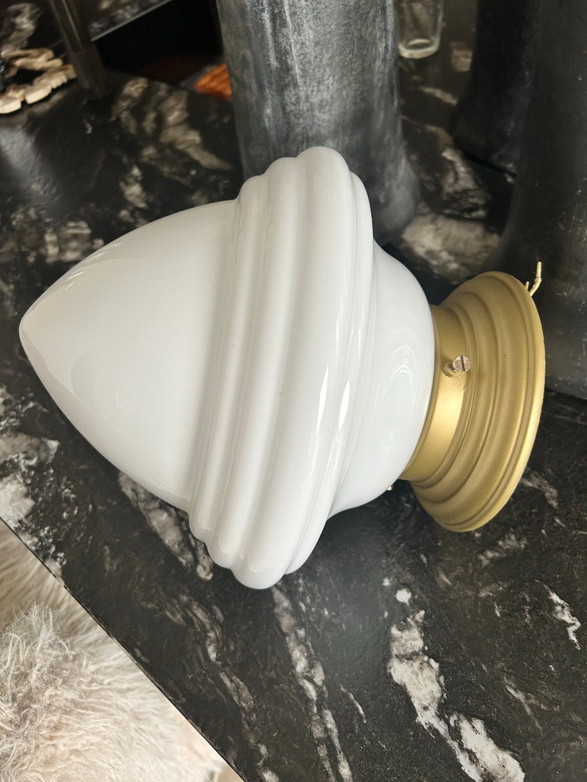 Giso Plafonnière Art Deco Eikel M met Gouden Houder, Gebruikt, Wit, Glas, 22 cm