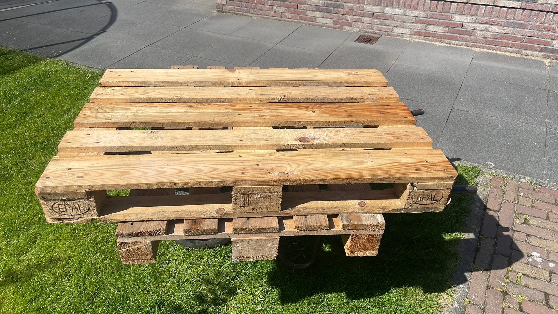 TK: twee nette euro pallets, Ophalen, Zo goed als nieuw, Pallet, Minder dan 200 cm