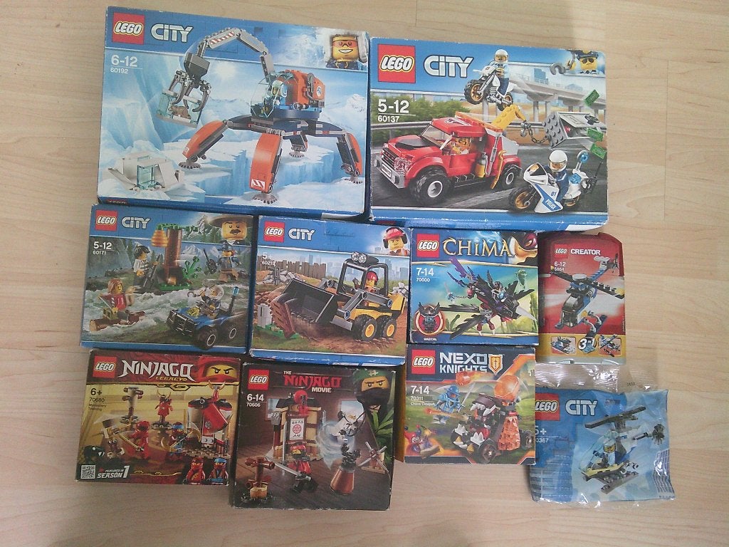 Lego 8 sets, Creator, Junior, Friends, City, Nexo Knights, Overige thema's, Lego, Ophalen of Verzenden, Zo goed als nieuw