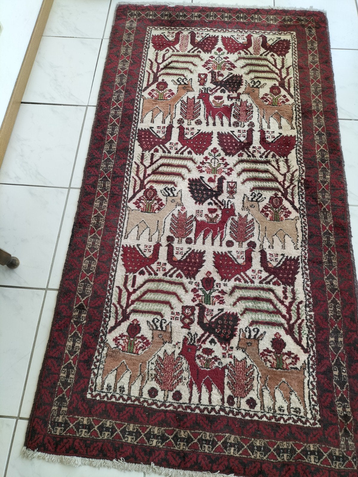 Vintage Perzisch tapijt met dierenmotief handgeknoopt, Gebruikt, 100 tot 150 cm, 150 tot 200 cm, Rechthoekig