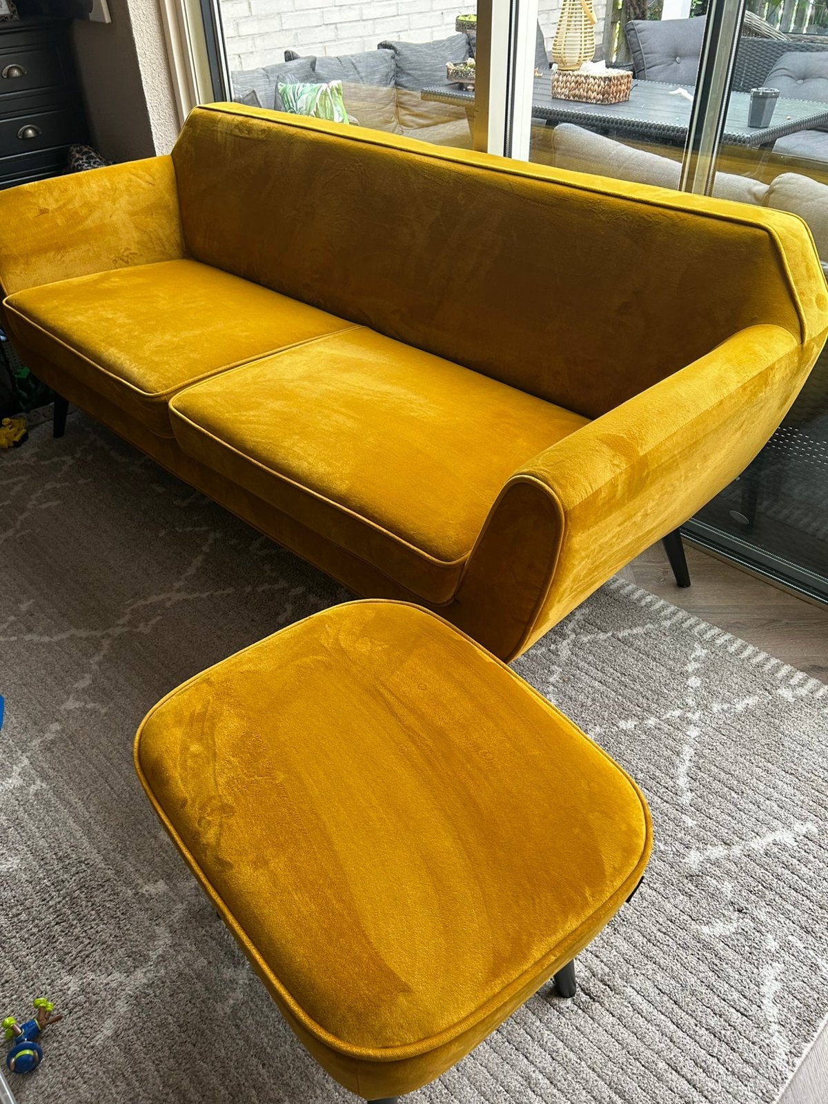 Woood rocco okergeel velvet velours fluweel bank met hocker, Ophalen, Modern landelijk vintage retro be pure home, 150 tot 200 cm
