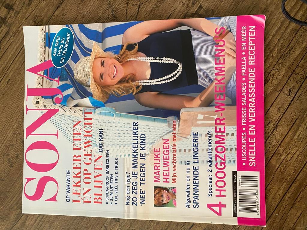 Sonja Magazine - Zomereditie 2009 met Rik Felderhof, Boeken, Ophalen of Verzenden, Zo goed als nieuw, Damesbladen