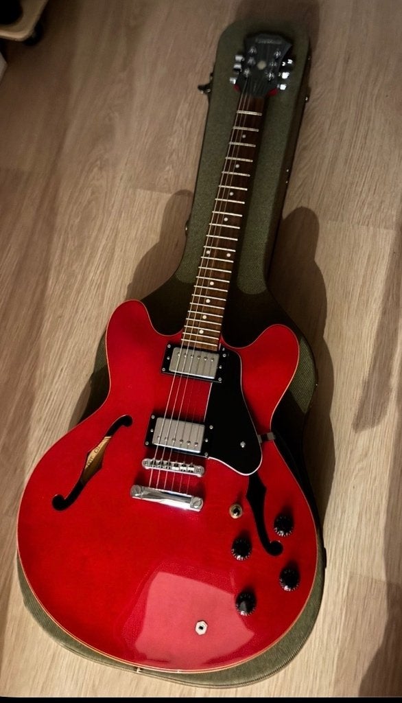 Ruil?Epiphone es 335 Made in Korea met Gibson trussrod cover, Ophalen, Zo goed als nieuw, Semi-solid body, Epiphone