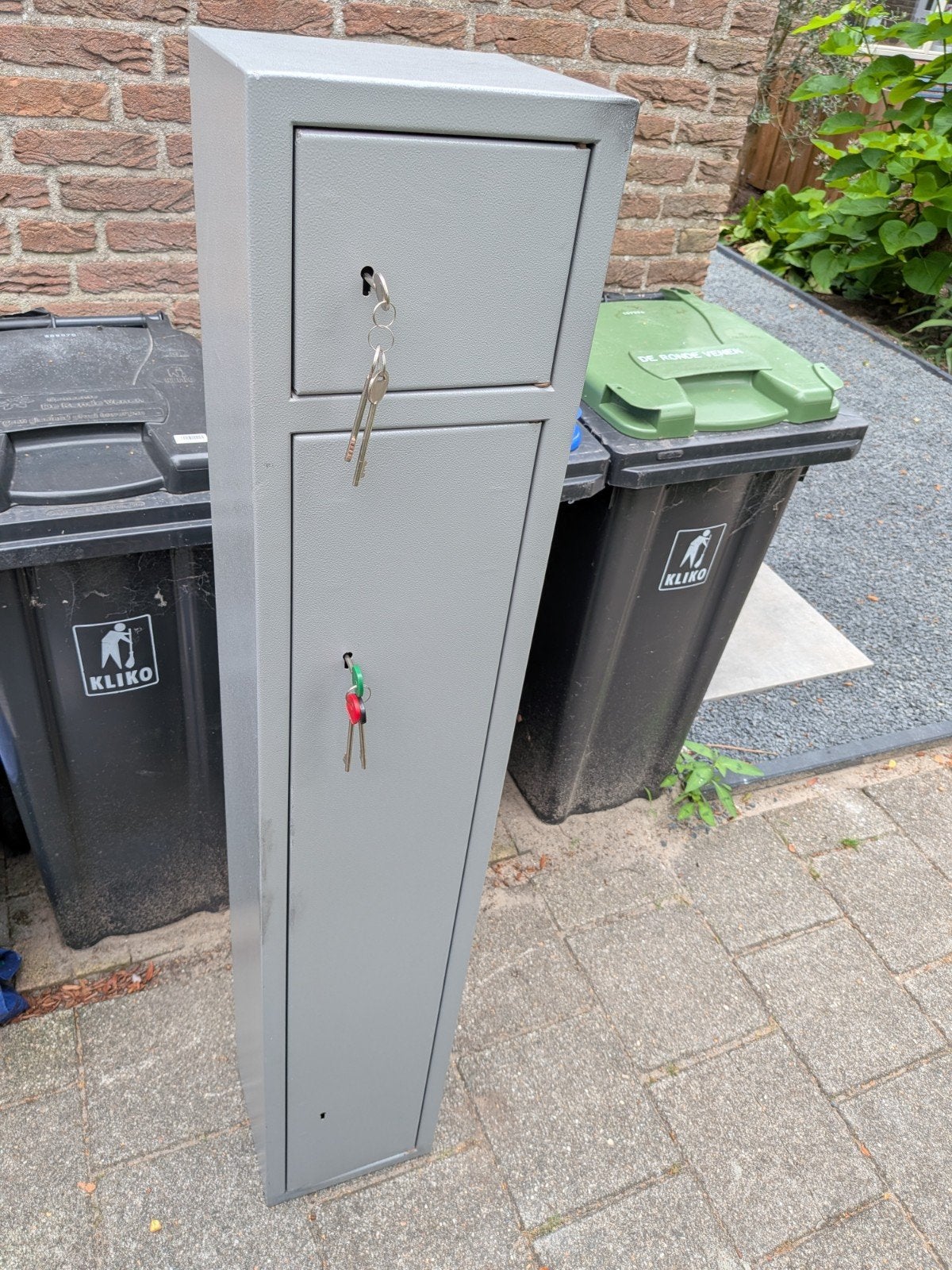 Zeer nette wapenkluis met munitiecompartiment, Ophalen, Zo goed als nieuw