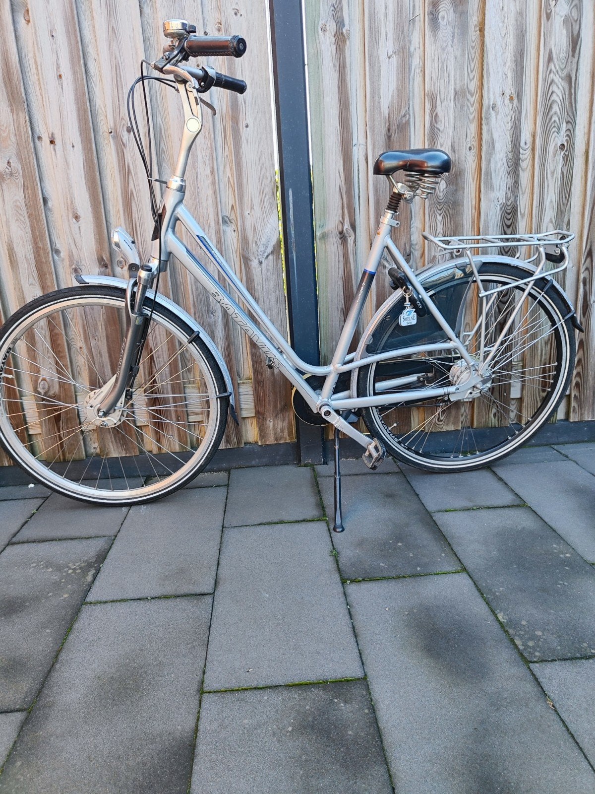 dames fiets 57cm frame hoogte, Gebruikt, Versnellingen, 56 cm of meer, Ophalen