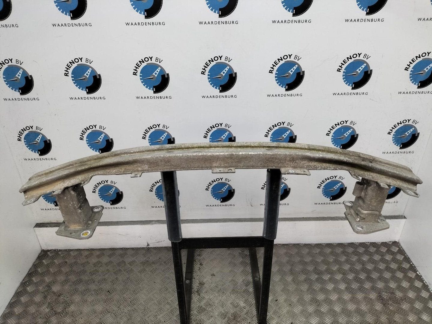 RENAULT MEGANE Megane Estate Dynamic VOORBUMPER BALK 2009, Ophalen of Verzenden, Gebruikt, Stiba lid