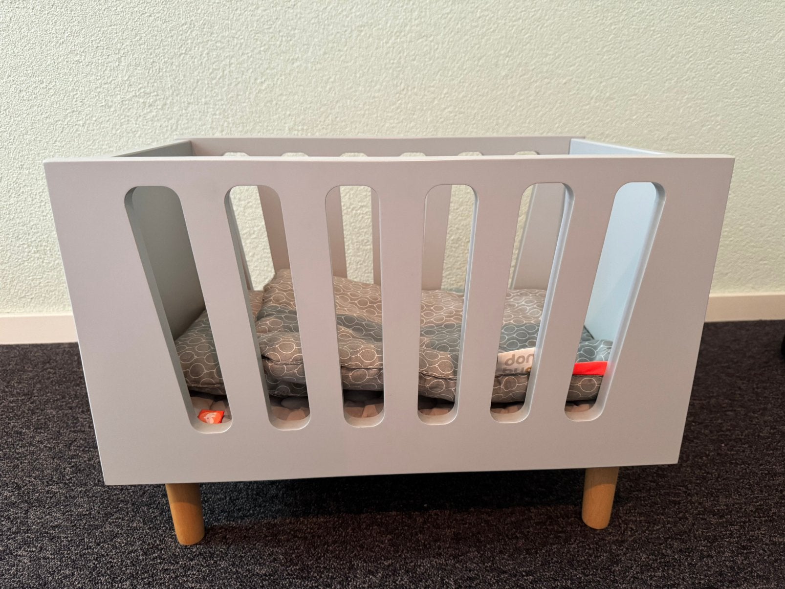 T.e.a.b. Poppenbedje done by deer, Kinderen en Baby's, Ophalen, Zo goed als nieuw